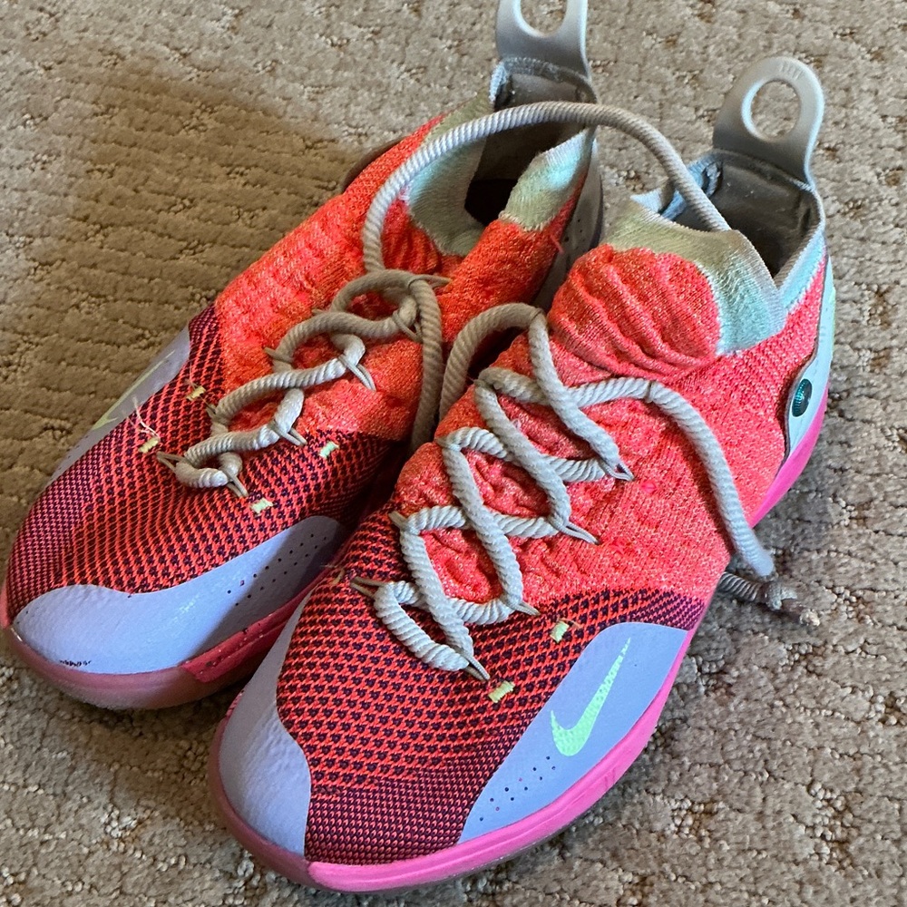 Nike Kevin Durant EYBL Basketball shoes sz 39 eur